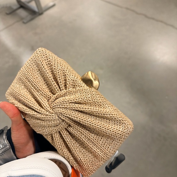 Cult Gaia Elegant Tan Clutch Bag - Picture 4 of 4